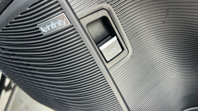 BYD Seal U 1.5 DM-i AWD Design 5dr Auto Estate